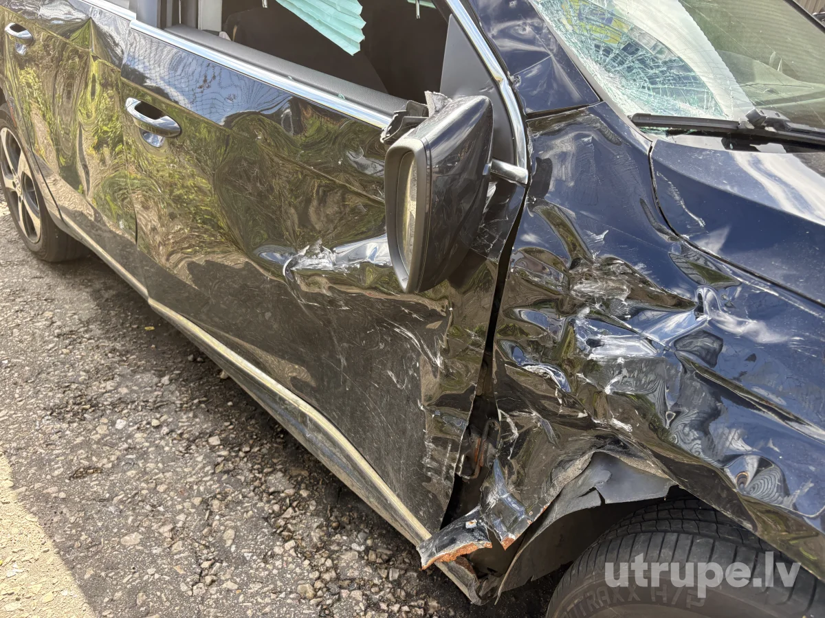 VOLKSWAGEN PASSAT (B7)
