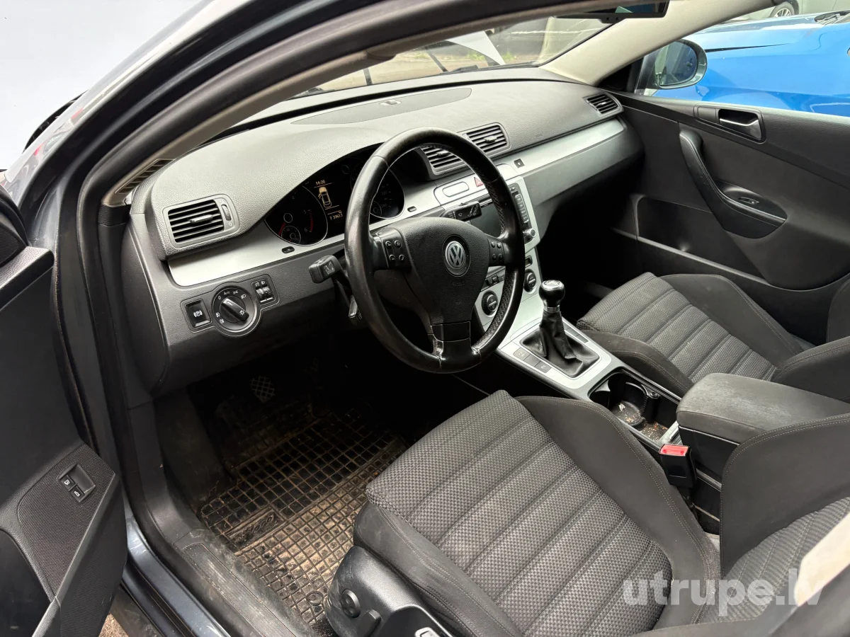 VOLKSWAGEN PASSAT (B6)