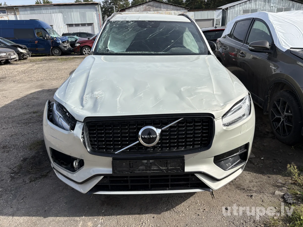 VOLVO XC 90