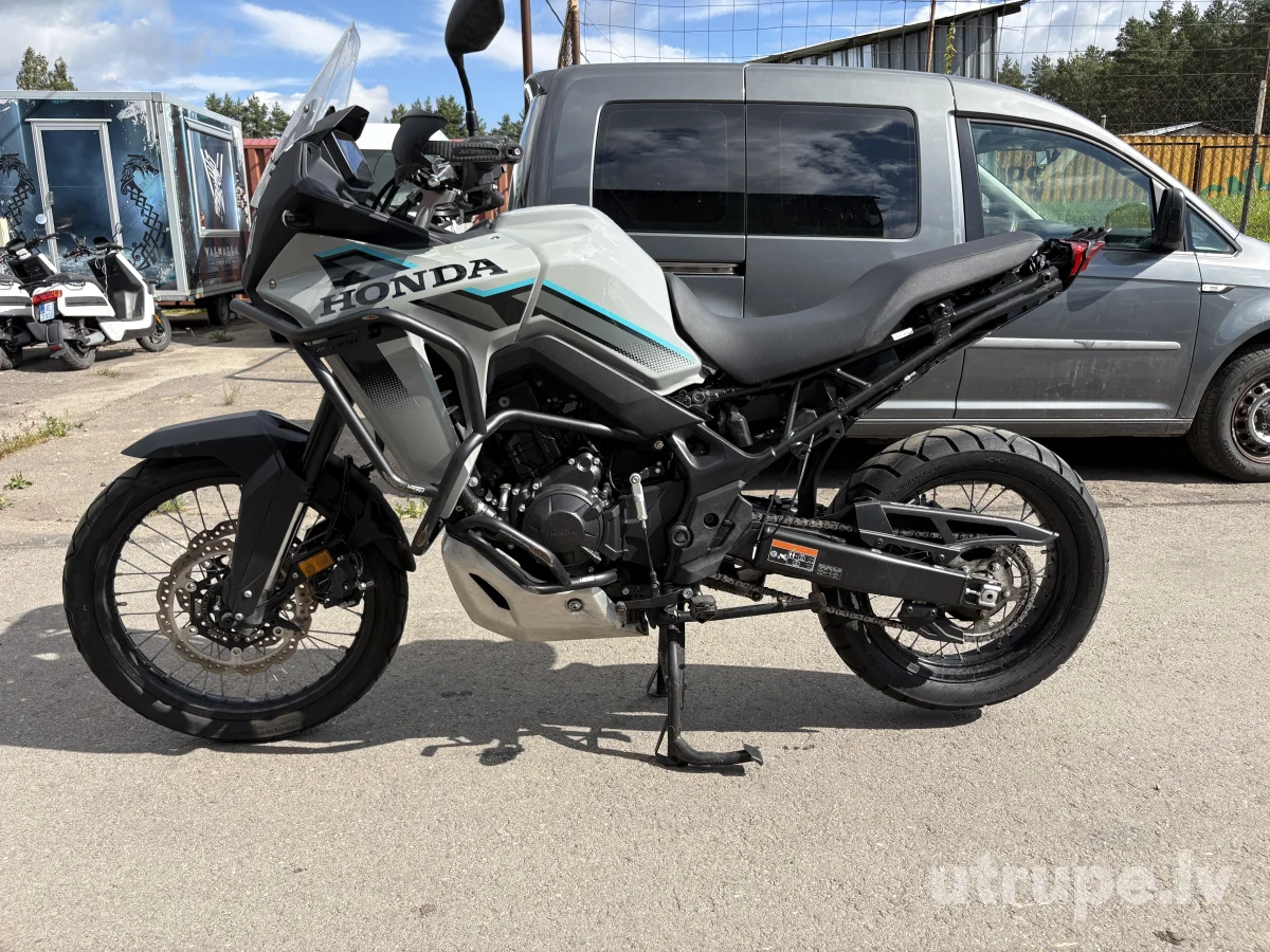 HONDA XL750C