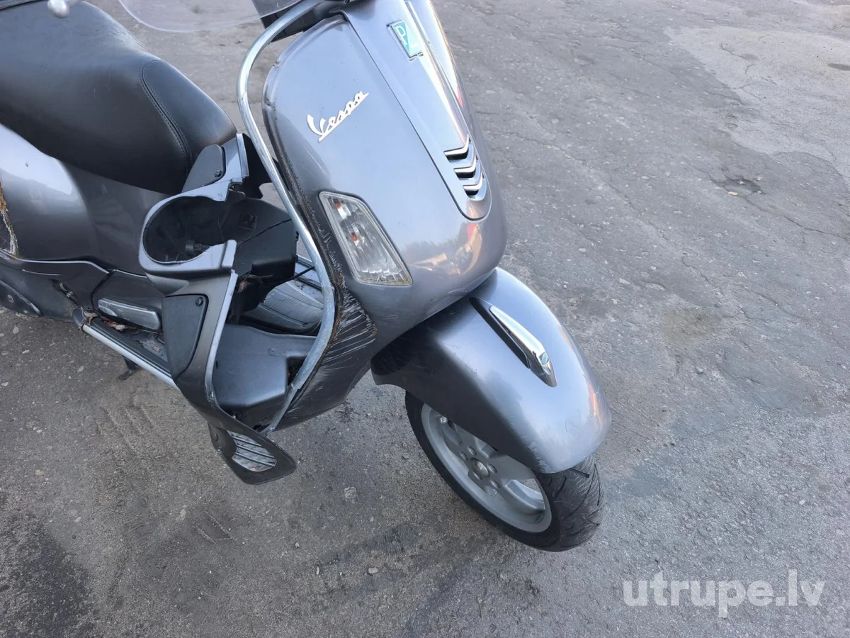 PIAGGIO VESPA GT125