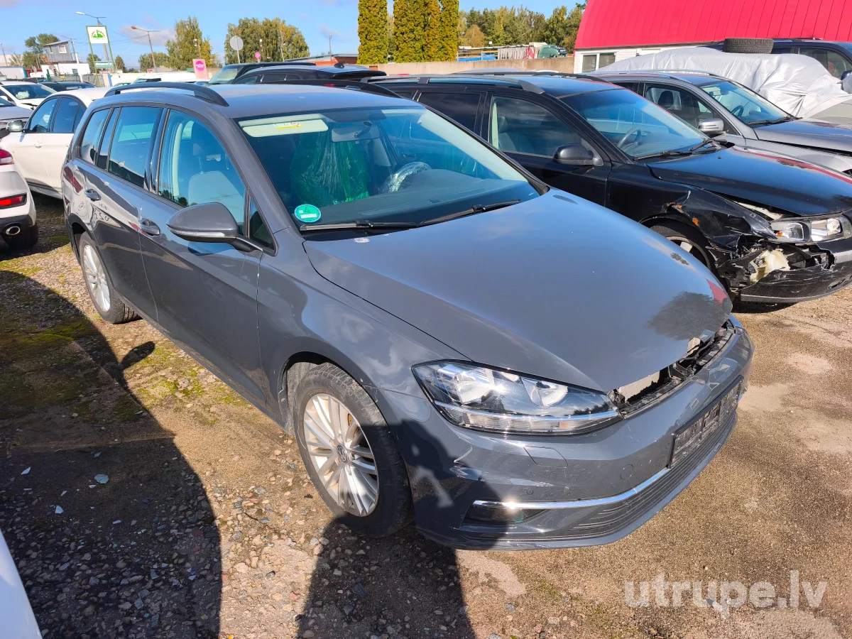 VOLKSWAGEN GOLF 7