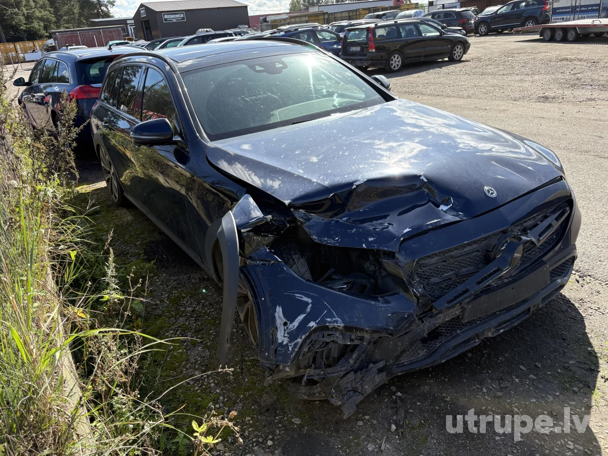 MERCEDES E220D 4MATIC ALLTERRAIN