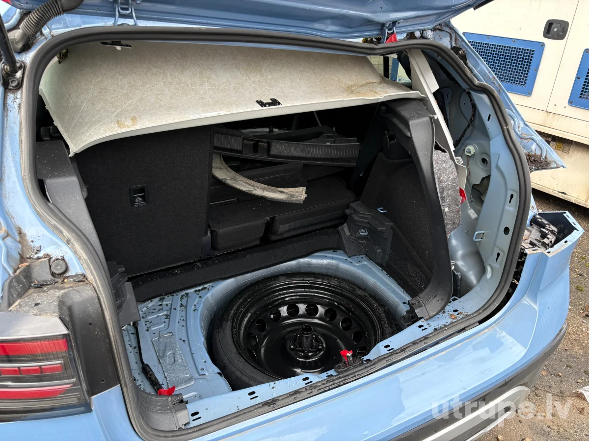 VOLKSWAGEN T-CROSS