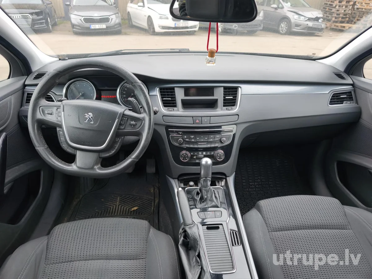 PEUGEOT 508