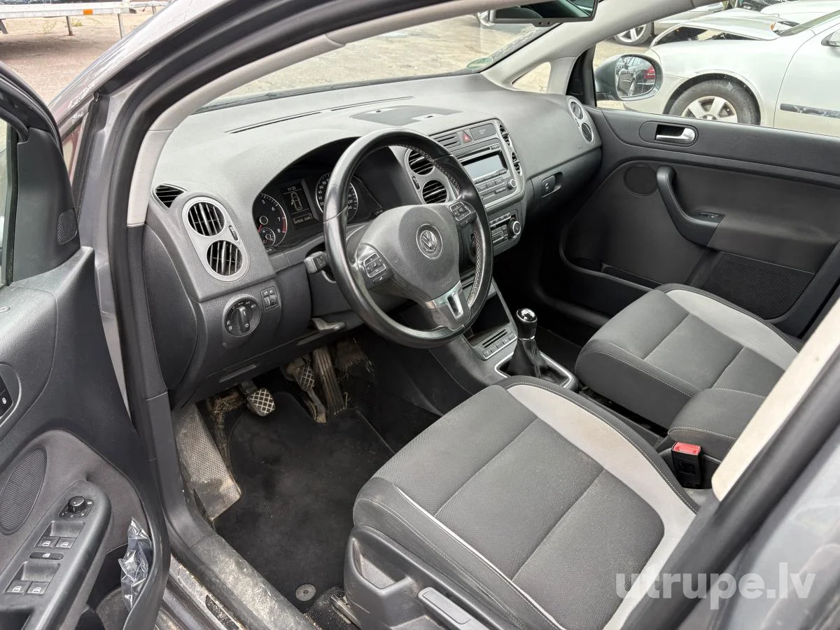 VOLKSWAGEN GOLF PLUS