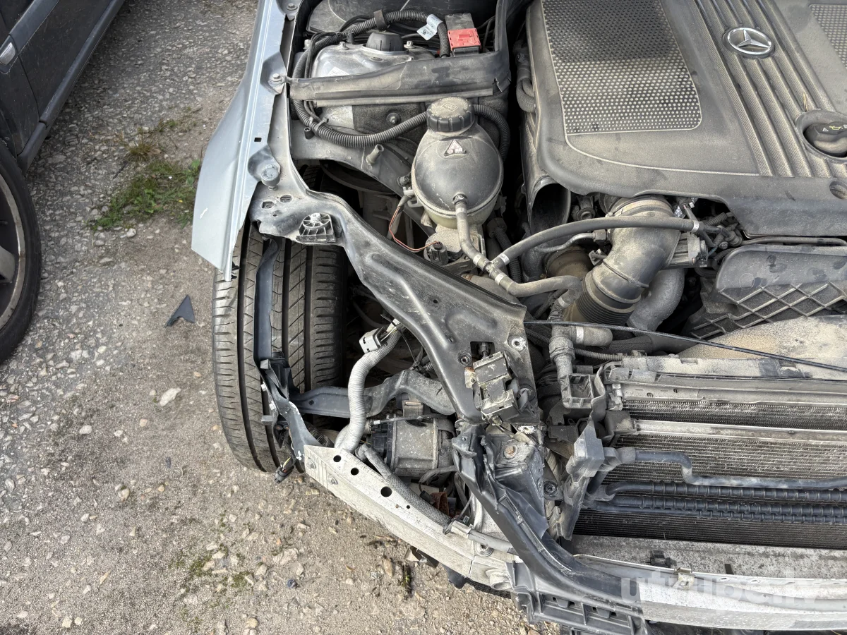 MERCEDES C250