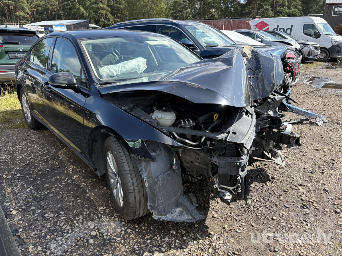 VOLKSWAGEN PASSAT (B7)