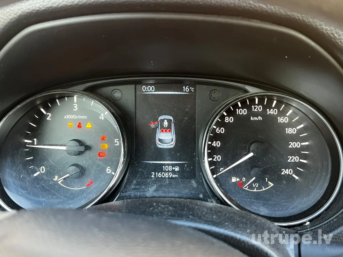 NISSAN QASHQAI