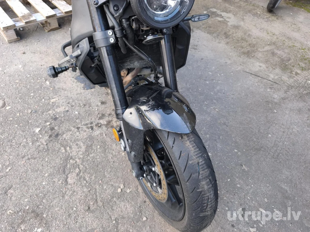 YAMAHA MTM890