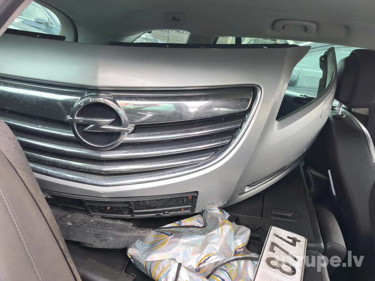 OPEL INSIGNIA