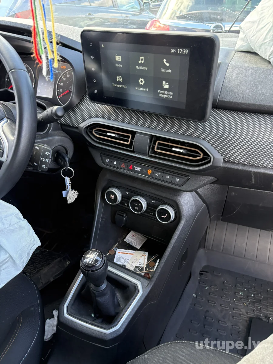 DACIA SANDERO