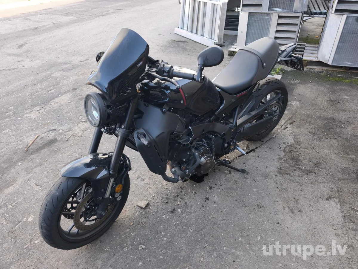 YAMAHA MTM890