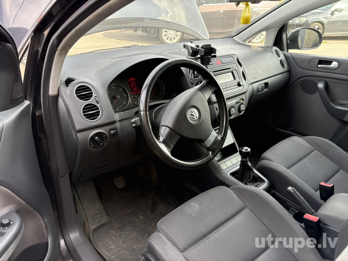 VOLKSWAGEN GOLF PLUS