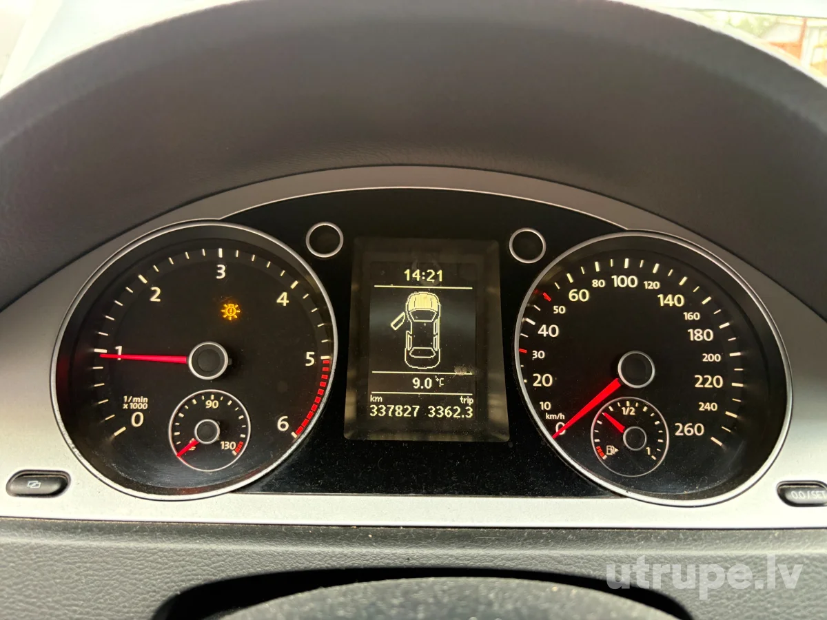 VOLKSWAGEN PASSAT (B6)