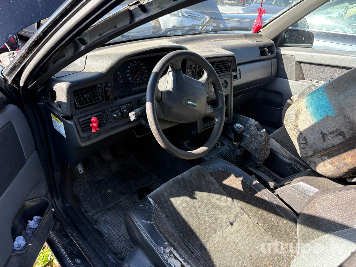VOLVO 850