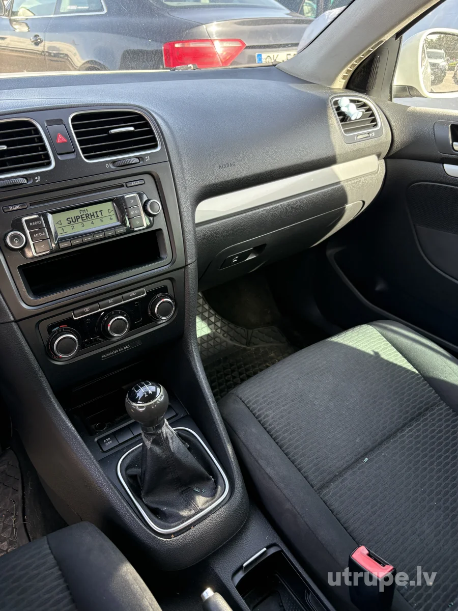 VOLKSWAGEN GOLF 6