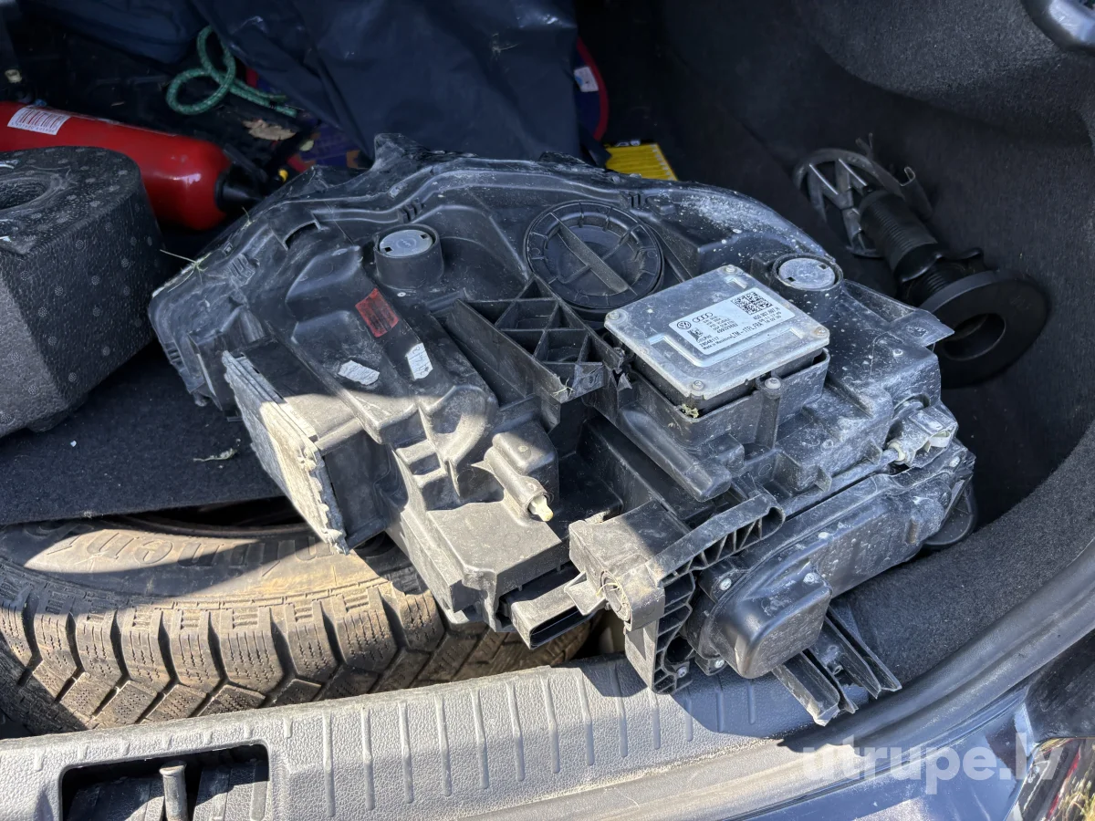 VOLKSWAGEN PASSAT (B7)