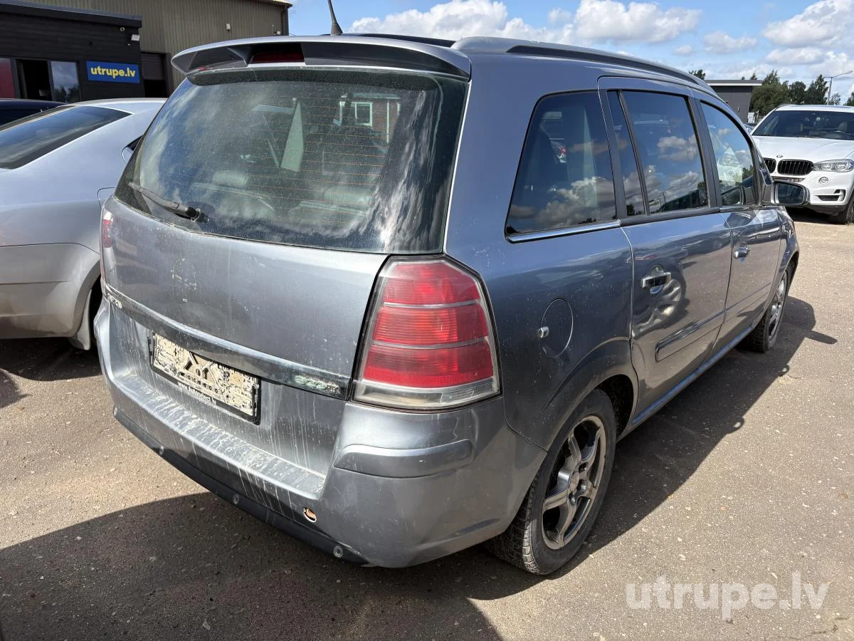 OPEL ZAFIRA