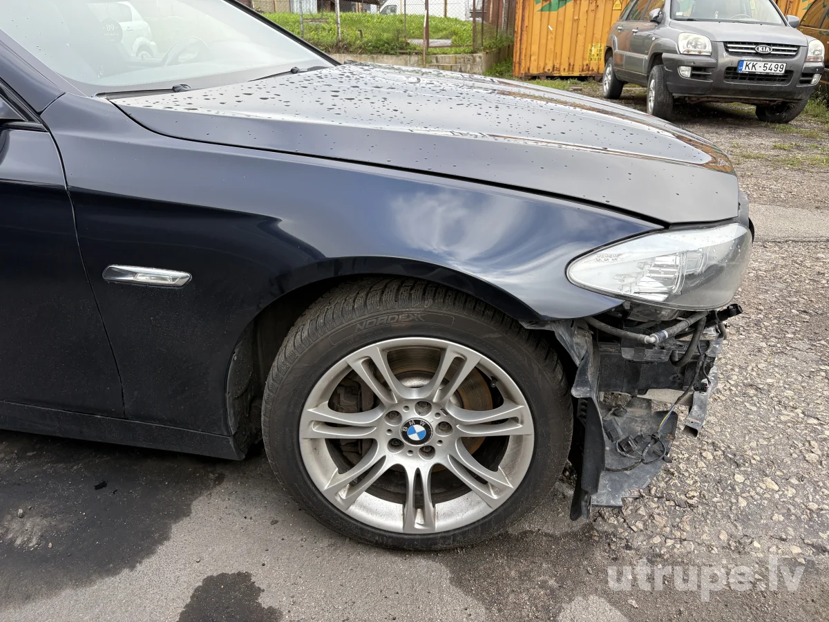 BMW 525