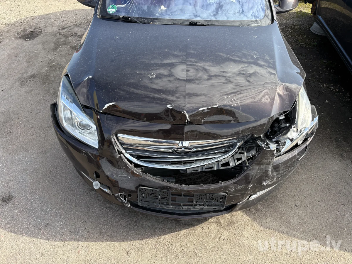 OPEL INSIGNIA