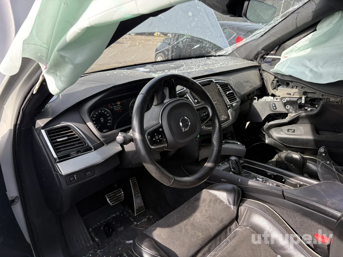VOLVO XC 90
