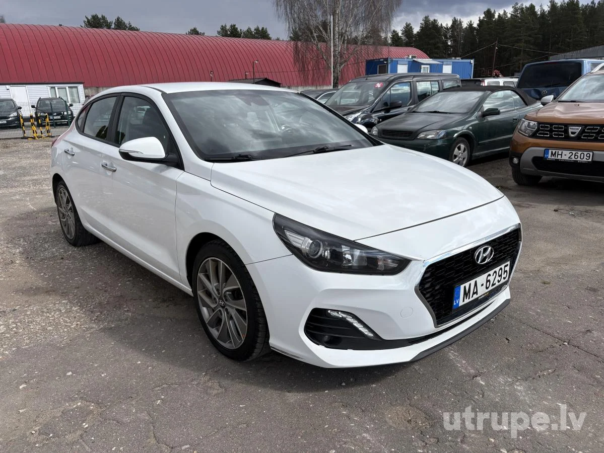HYUNDAI I30