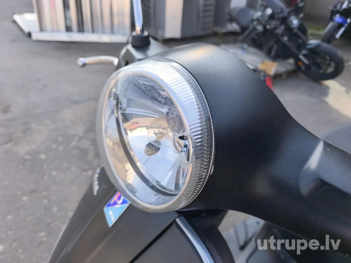 PIAGGIO VESPA 50LX