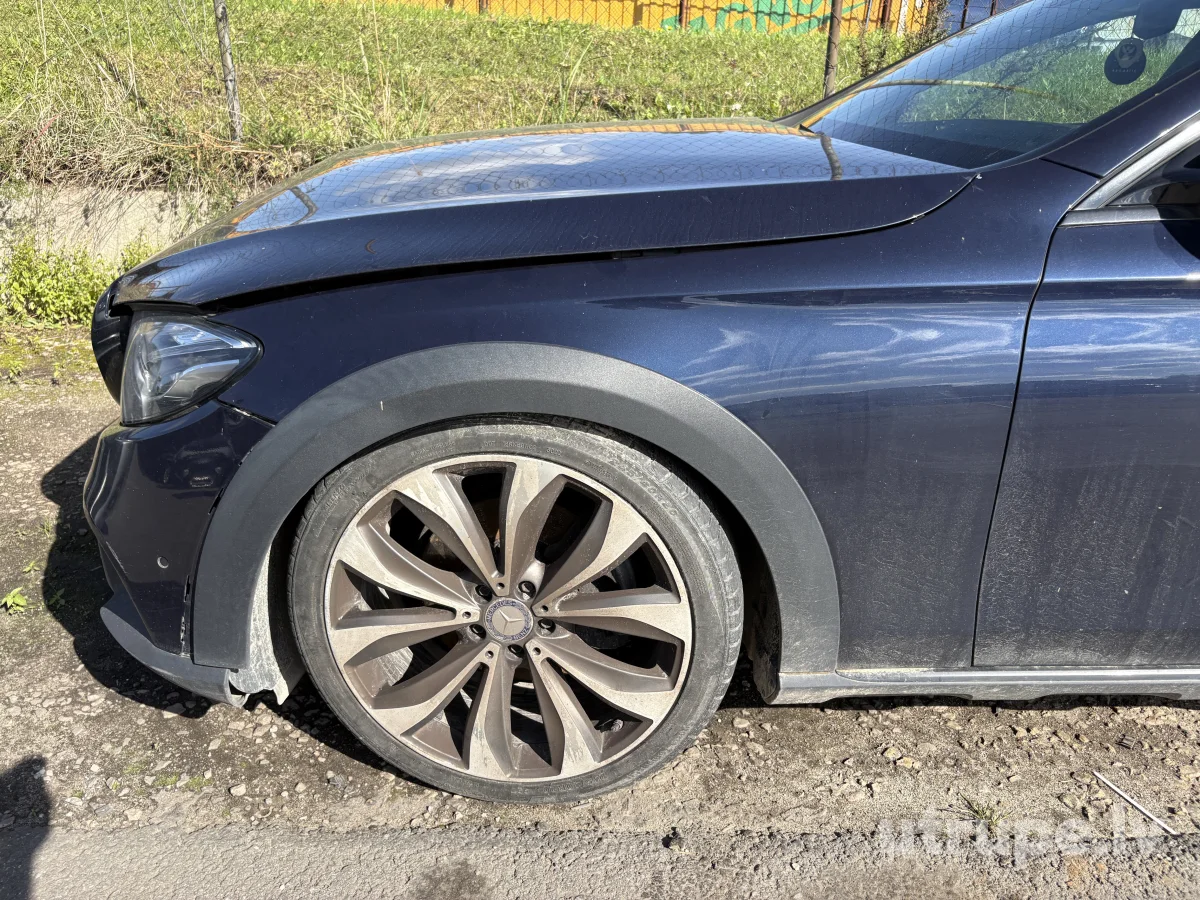 MERCEDES E220D 4MATIC ALLTERRAIN