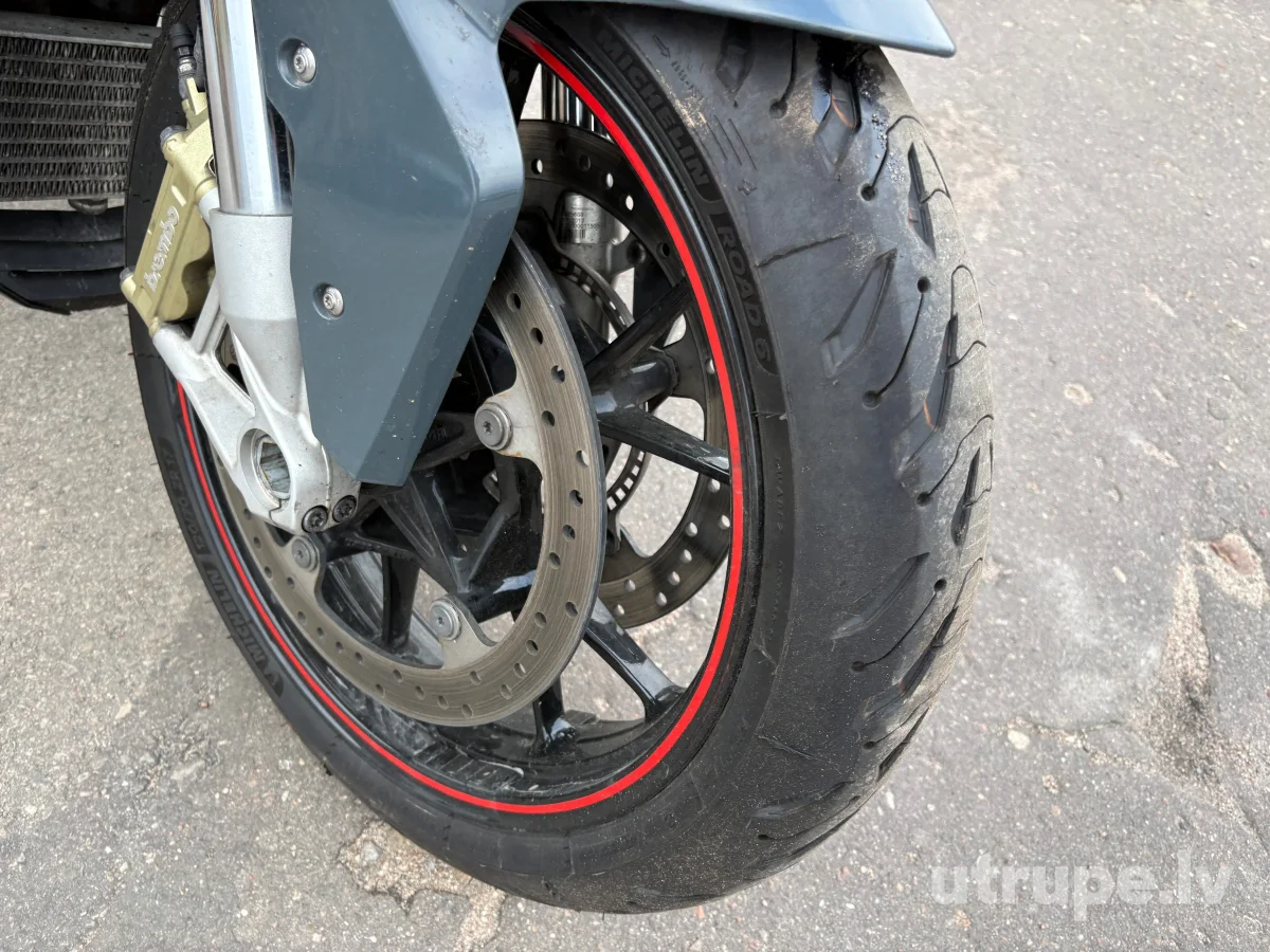 BMW S1000R