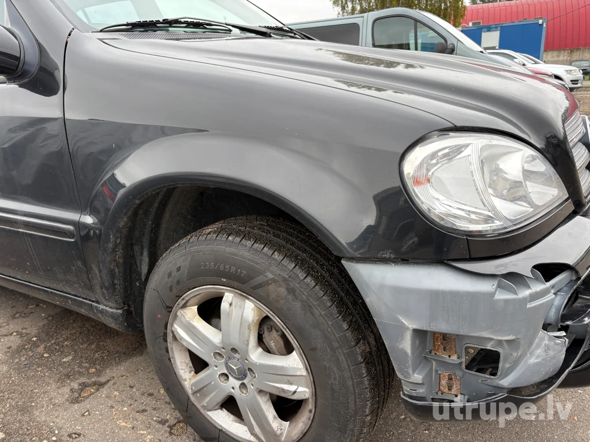 MERCEDES ML270