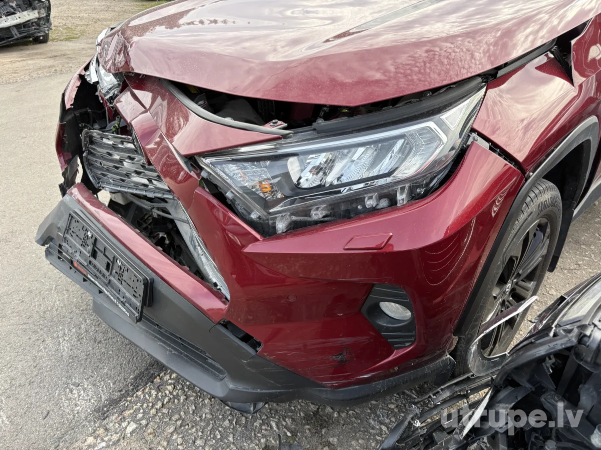 TOYOTA RAV 4