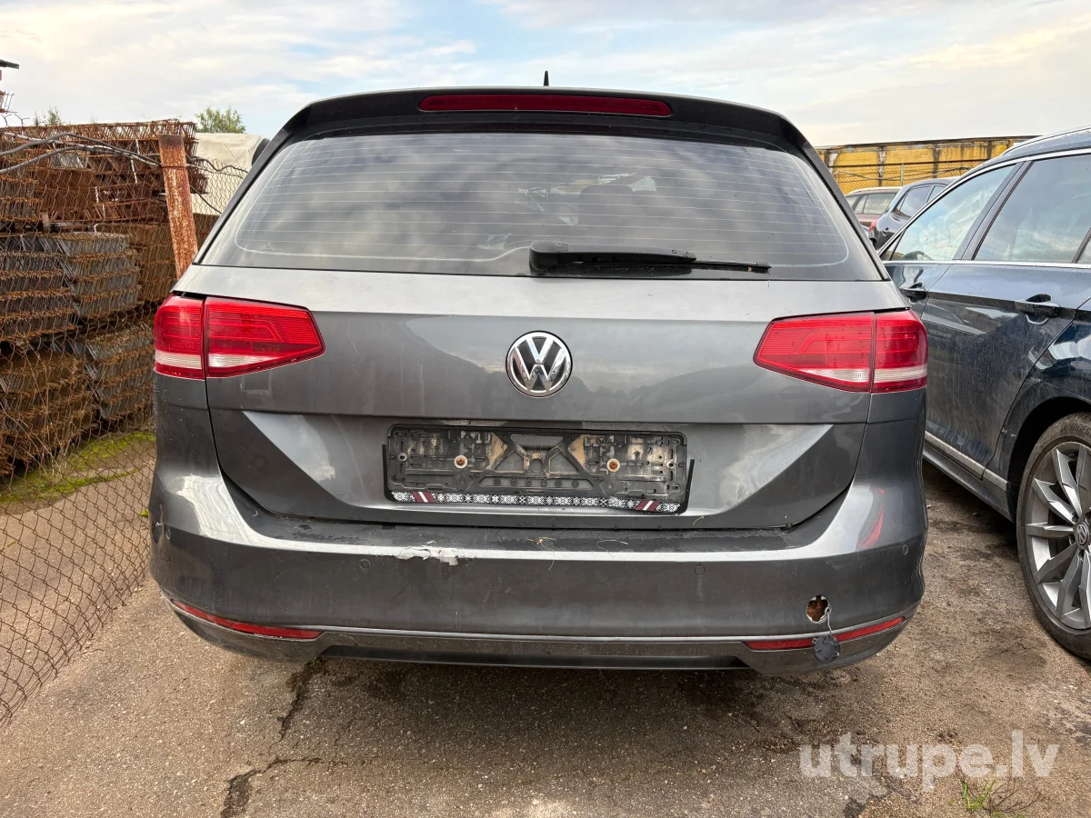 VOLKSWAGEN PASSAT (B8)