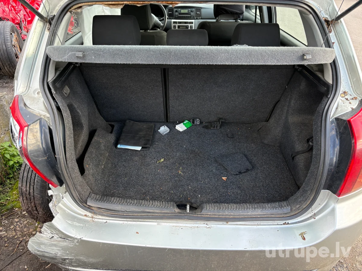 TOYOTA COROLLA