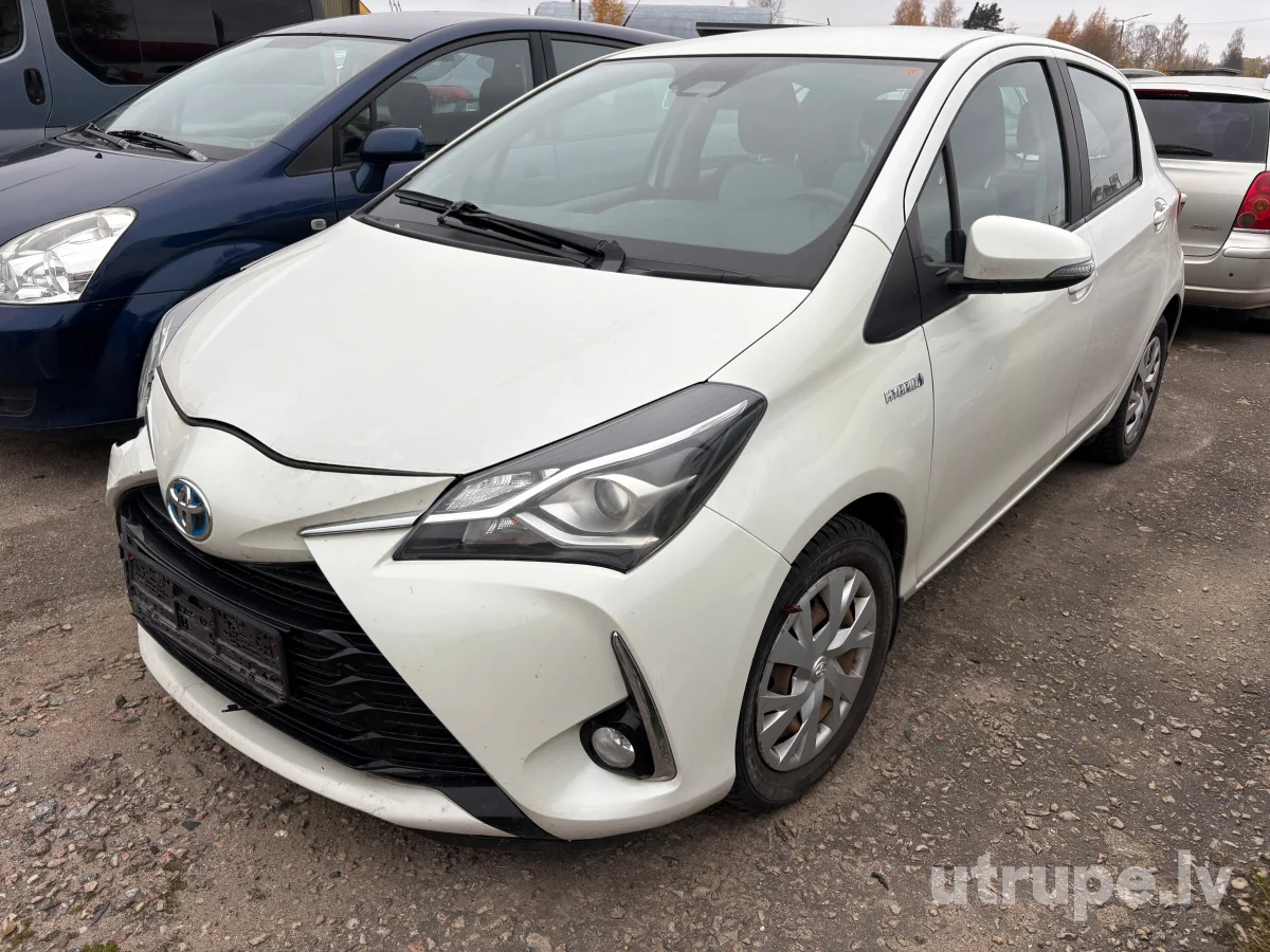 TOYOTA YARIS HYBRID