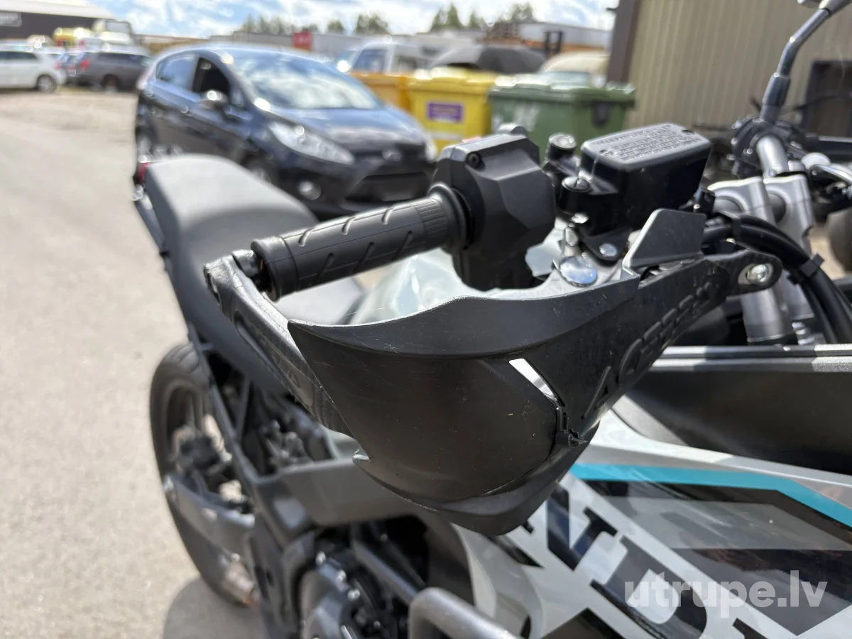 HONDA XL750C