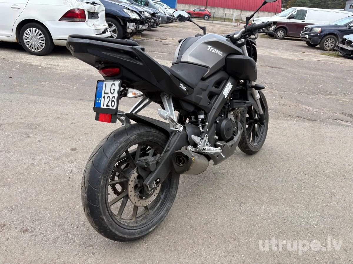 YAMAHA MT 125