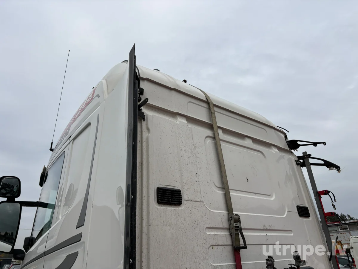 SCANIA R450