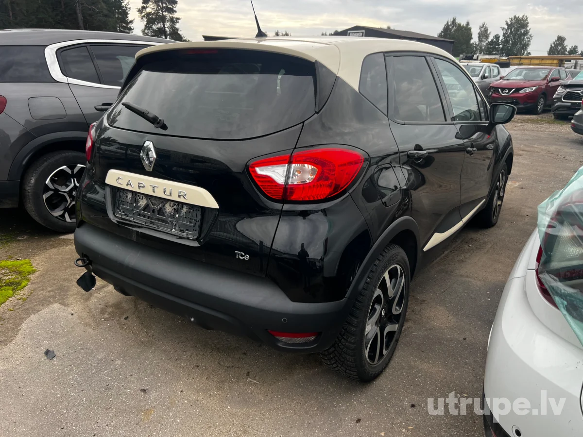 RENAULT CAPTUR