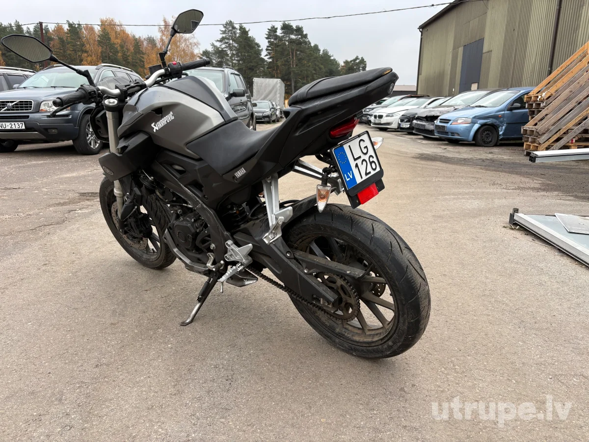 YAMAHA MT 125