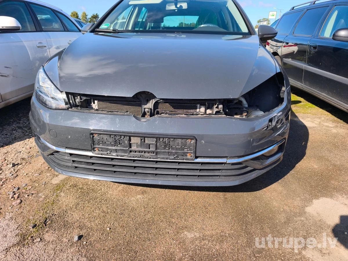VOLKSWAGEN GOLF 7