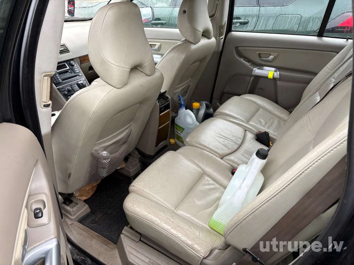 VOLVO XC 90