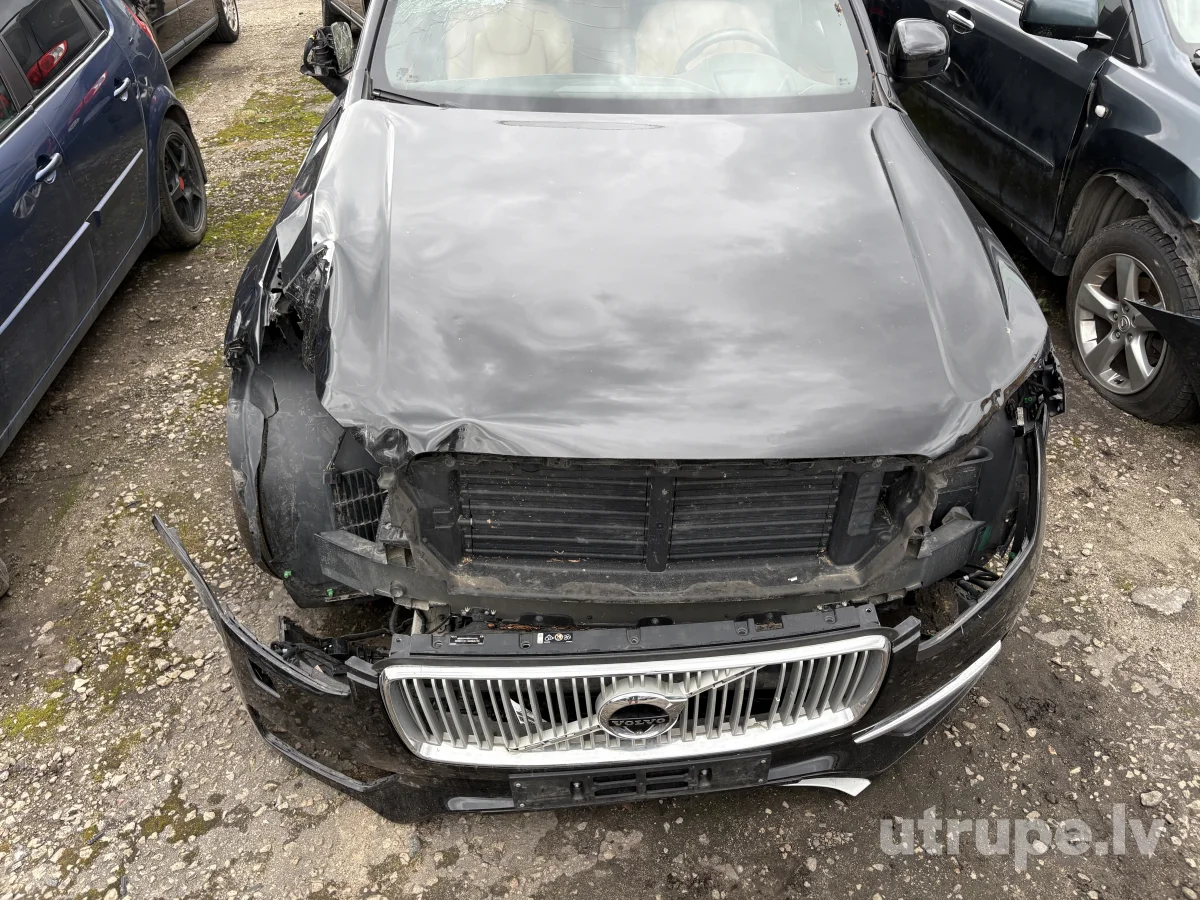 VOLVO XC 90