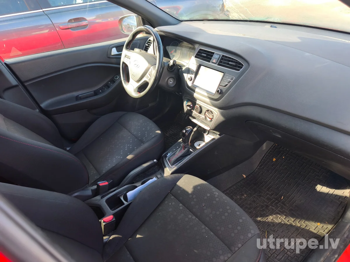 HYUNDAI I20 ACTIVE