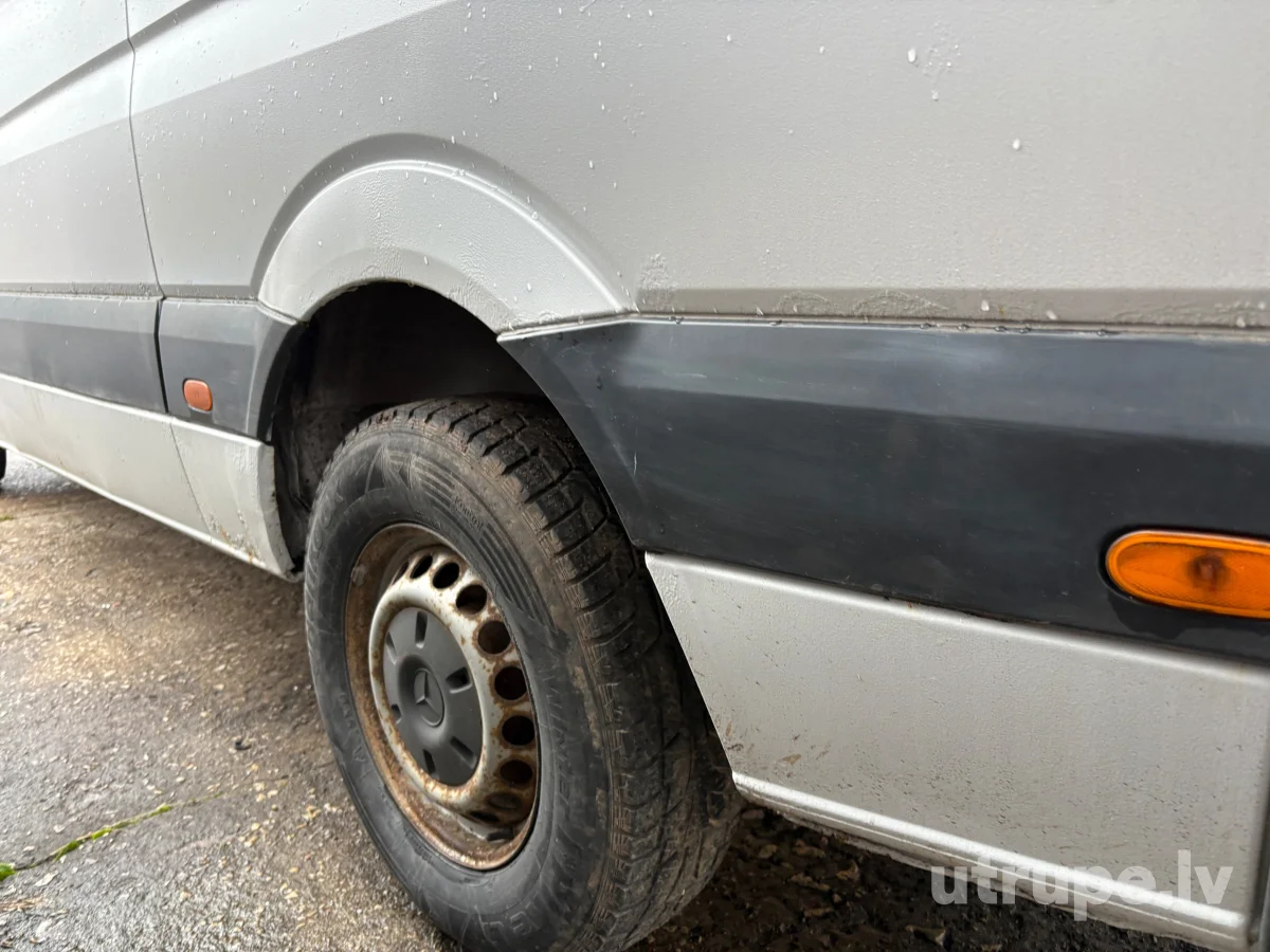 MERCEDES SPRINTER 209