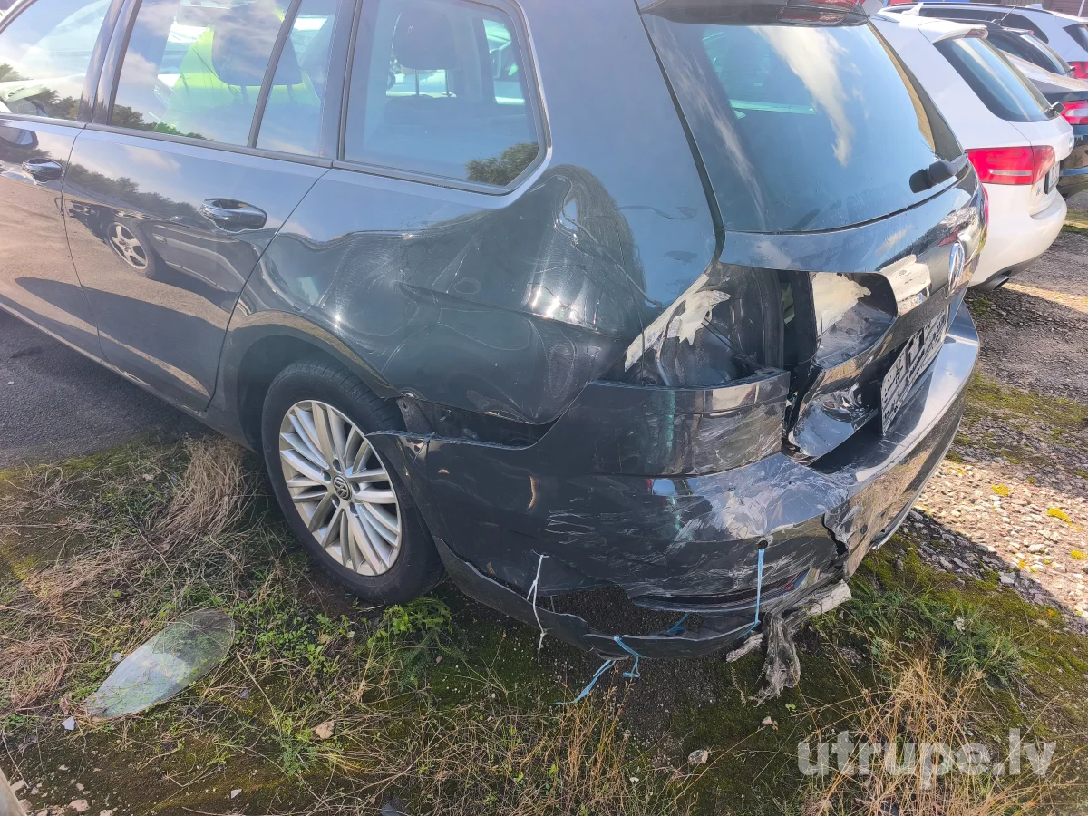 VOLKSWAGEN GOLF 7