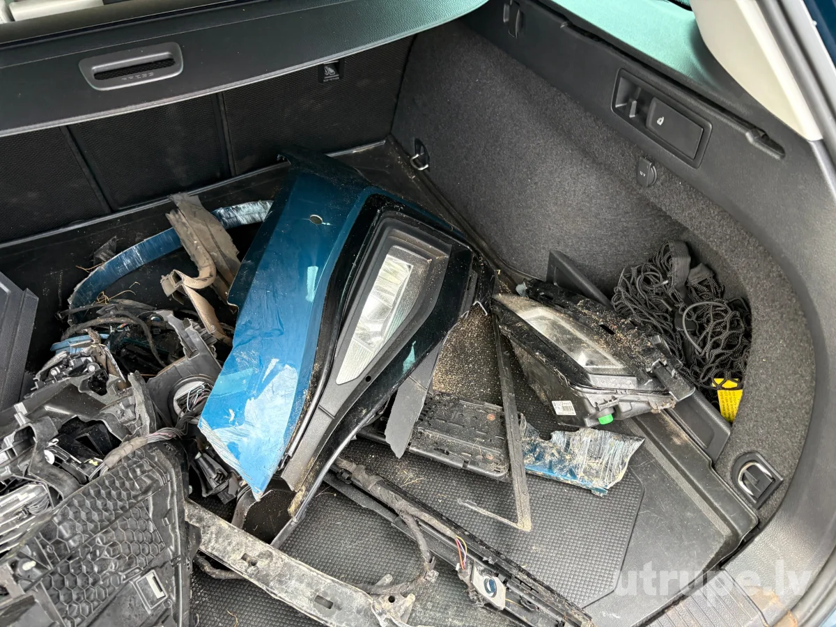 VOLKSWAGEN PASSAT (B8)