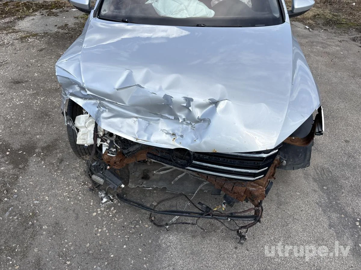 VOLKSWAGEN PASSAT (B7)