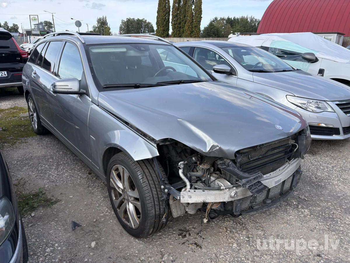 MERCEDES C250