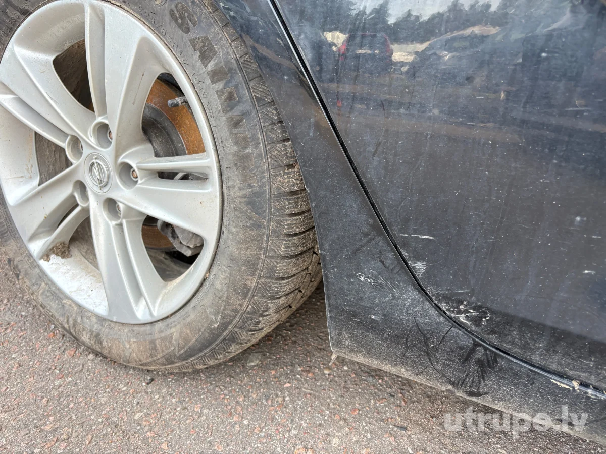 OPEL INSIGNIA SPORTS TOURER